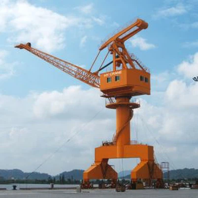 Portalni kran sa četiri veze na portu