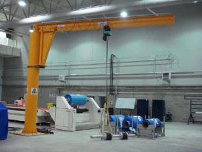 Okretna pokretna dizalica 7,5t sa certifikatom Ce